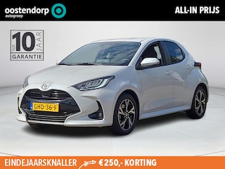 Toyota Yaris 1.5 Hybrid 115 First Edition | Apple CarPlay / Android Auto | LED Verlichting | Rijklaarprijs incl. garantie |