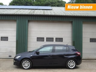 Peugeot 308 1.2 PURETECH STYLE