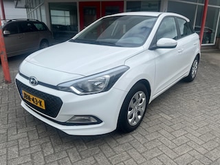 Hyundai i20 1.2 GO DEALER ONDERHOUDEN AIRCO 1e eigenaar