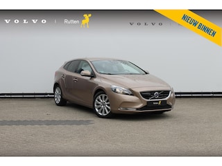Volvo V40 T4 180PK Automaat Momentum Adaptieve Cruise Control / Blis / Lederen bekleding / Navigatie / Bluetooth telefoon verbinding