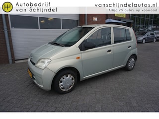 Daihatsu Cuore 1.0-12V TOKYO 5 DEURS ORIGINEEL NEDERLANDS DEC 2004 MET 134DKM RADIO CD STUURBEKRACHTIGING