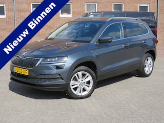 Skoda Karoq 1.0 TSI 115Pk Business Edition * Rijklaarprijs incl. garantie * Trekhaak * Camera * Led Koplampen * Navi * Keyless