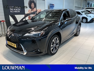 Lexus UX 250h Business Line | Fabrieksnavigatie | Parkeersensoren voor - en achter |