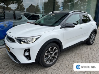 Kia Stonic 1.0 T-GDi 120PK DynamicLine | Navi | Clima | Cruise | Camera | Parkeersensoren | Keyless | Two-Tone | 17" Lichtmetaal |