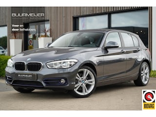 BMW 118i Corporate Lease High Executive - Dealer onderhouden - Climate Control - Parkeersensoren - Sportstoelen - LED verlichting -