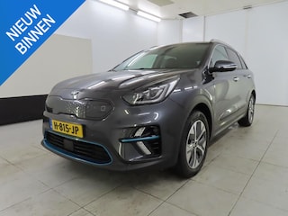 Kia Niro EXECUTIVELINE 64 KWH I AUTOMAAT I ACHTERUITRIJCAMERA I APPLE CARPLAY I ADAPTIVE CRUISE CONTROL