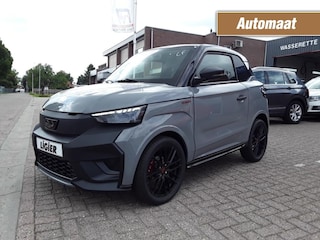 Ligier JS50 SPORT ULTIMATE NEW MODEL/ AIRCO / STUURBEKR.