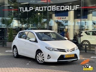 Toyota Auris 1.4D Aspiration 5drs bj 2014 Clima