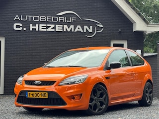 Ford Focus 2.5 ST Facelift Uitlaatsysteem Diffuser Spoiler Uniek