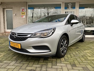 Opel Astra 1.4 Turbo S/S Navigatie/:Ledverl./Cruisecontr./Climatecontr./8Start-stop syst./Winterpakket/Parkeersens. V+A/Verw. stuur en voorst.Verw.