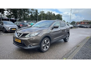 Nissan Qashqai 1.2 Tekna 17" Trekhaak | Airco (ECC) | Stoel verwarming | Camera | PDC sensoren V+A | Alu. velgen 18 inch | Panodak.