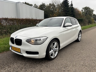 BMW 116i Executive / NAVI / AIRCO ECC / CRUISE / 153dkm!