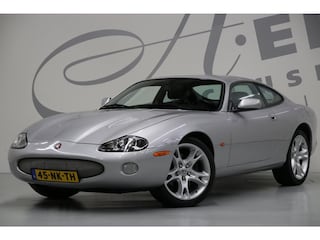 Jaguar XK 4.0 V8 Coupé/ Historie aanwezig/ Parkeersensoren