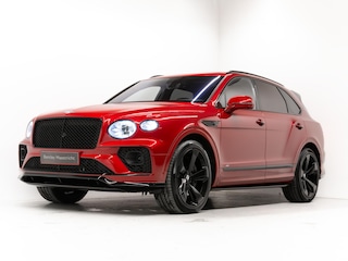 Bentley Bentayga V8 First Edition | Black Specification | Carbon Ceramic Brakes