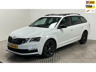 Skoda Octavia Combi 1.5 TSI Greentech Sport Business benzine trekhaak navigatie panoramadak automaat cruisecontrole