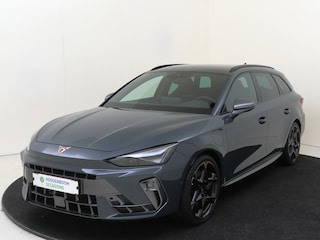 Cupra Leon 1.5 TSI e-Hybrid VZ Performance | Sennheiser sound | Travel Assist | Dodehoek sensor | Achteruitrijcamera | Carplay | Navigatie | Elektrische achterklep