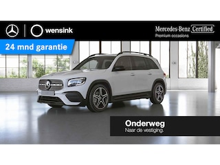 Mercedes-Benz GLB 180 Business Line | AMG | Night | Widescreen | Stoelverwarming | Achteruitrijcamera |