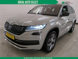Skoda Kodiaq 1.5 TSI 150pk Automaat Sportline Business 7 Persoons | Panoramadak | Trekhaak | CarPlay | Navi | Stoelverwarming |19"