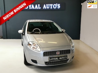 Fiat Punto Grande 1.4 Edizione Lusso | AIRCO | CRUISE | TREKHAAK | NAP | APK.