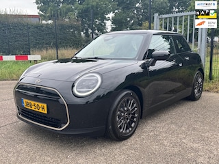 Mini Cooper E Favoured S 40.7 kWh Head Up Camera NIEUW