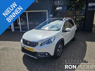 Peugeot 2008 1.2 PureTech Allure Automaat Apple & androidauto/ clima/ Navigatie/ Cruise/ Pano dak/ Camera/ PDC/ LED/ Trekhaak/ LMV