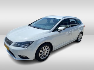 Seat Leon ST 1.0 EcoTSI Style Connect / Trekhaak / Camera / Navigatie / 16'' / LED Koplampen / Cruise Control / Geitnt glas