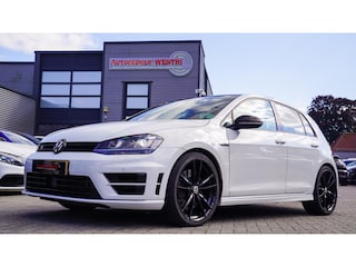 Volkswagen Golf 2.0 TSI R 4Motion | Panorama | Camera | Stoelverwarming