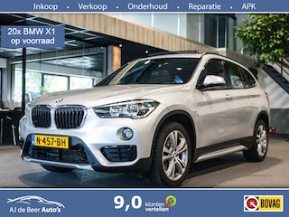 BMW X1 sDrive18i Panorama | Navigatie | Stoelverwarming | Zeer nette auto