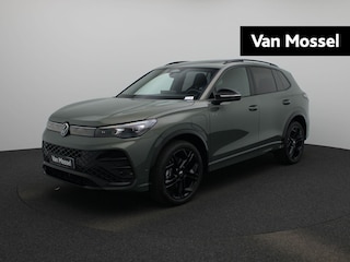 Volkswagen Tiguan 1.5 eHybrid R-Line Edition | Automaat | Assistance Pakket Plus | Black Style Pakket | Comfort Pakket | Design Pakket | Multimedia Pakket Plus