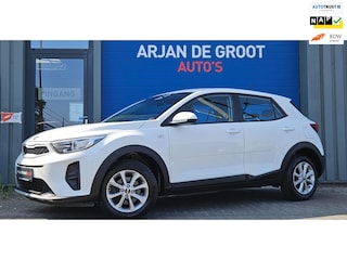 Kia Stonic 1.2 85PK 4 cilinder Airco Carplay® LM Velgen Dealer oh
