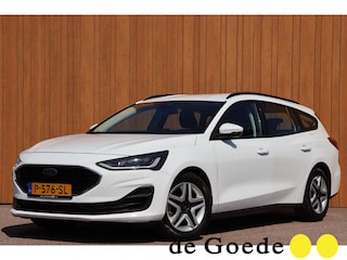 Ford Focus Wagon 1.0 EcoBoost Hybrid Connected org.NL el.trekhaak navi comfort-stoelen