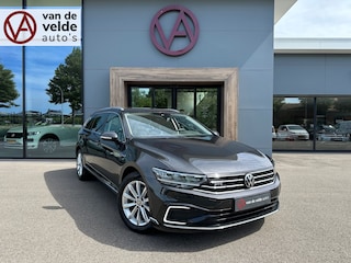 Volkswagen Passat Variant 1.4 TSI PHEV GTE | Camera | Dode hoek | Navi | Carplay | Rijklaar incl. 1 jaar Bovag garantie