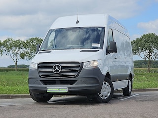 Mercedes-Benz Sprinter 314 L2H2 RWD Trekhaak
