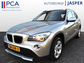 BMW X1 sDrive18i Exec. Autom. leer trh sv pdc v+a