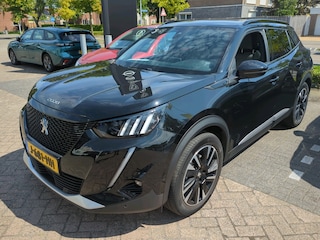 Peugeot 2008 EV GT 50 kWh | Navi | Camera | Alcantara | Stoelverw. | AD.cruise | PDC V+A | Keyless Entry |