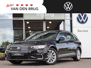 Volkswagen Passat Variant 1.4 TSI 218 pk DSG PHEV GTE Business | Zwenkbare Trekhaak | Navigatie | Camera | Adaptive Cruise | App Connect | Climatronic | Stoelverwarming |