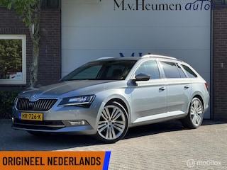 Skoda Superb Combi 1.6 TDI Adaptive Cruise CarPlay Trekhaak