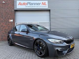 BMW 3-serie DCTA! Full Carbon! H&K! Memory! Schaal!