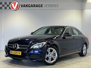 Mercedes-Benz C-klasse 220 CDI Prestige | Navigatie | LM Velgen 16" | Voorstoelen Verwarmd | Cruise Control | Achteruitrijcamera | Lederen Bekleding | Airco |