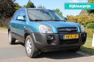 Hyundai Tucson 2.0I 140pk Dynamic airco/cruise/trekhaak