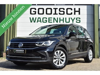Volkswagen Tiguan 1.5 TSI Life Business | Digital Dash| Trekhaak | Carplay |