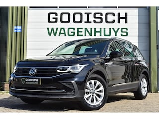 Volkswagen Tiguan 1.5 TSI Life Business | Digital Dash| Trekhaak | Carplay |