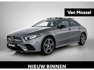 Mercedes-Benz A-klasse 250 e Business Line | PANORAMA/SCHUIF-KANTELDAK | SFEERVERLICHTING | STOELVERWARMING | ACHTERUITRIJCAMERA |