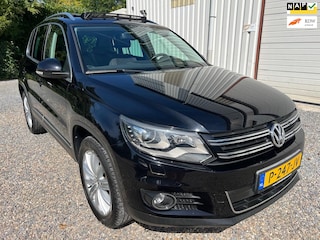 Volkswagen Tiguan 2.0 TSI Sport&Style 4Motion AUTOMAAT.PANO.XENON!