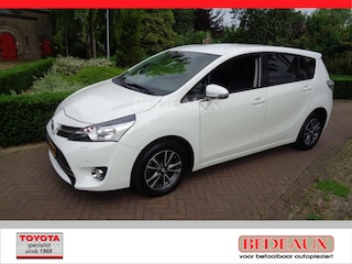 Toyota Corolla Verso 1.8 VVT-i 147pk (5P) Dynamic Business Edition bij Toyota specialist sinds 1968 , levering met 12 maanden Bovag garantie !
