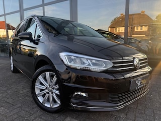 Volkswagen Touran 1.8 TSI Highline Edition R 7p