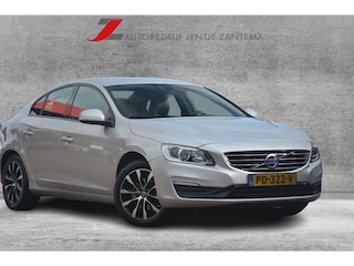 Volvo S60 2.0 T3 Polar+ Dynamic Nederlandse auto dealeronderhouden laatste beurt bij 106000km 2.0 T3 motor met oa xenon leren bekleding navigatie camera pdc cv cruise control city safety stoelverwarming voice command