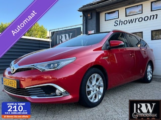 Toyota Auris 1.8 Hybrid Executive navi, cruise, pano,climate