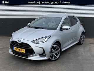 Toyota Yaris 1.5 Hybrid Launch Edition Lederen bekleding, Dodehoekdetectie, HUD, navigatie Apple Carplay/Android Auto, achteruitrij camera, keyless, stoelverwarming, cruise control adaptief