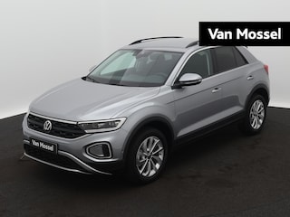 Volkswagen T-Roc 1.0 TSI Life Edition | Multimedia pakket | Assistance pakket plus | Airconditioning automatisch, 2-zone (climatronic) | Velgen 'johannesburg, 17 inch lichtmetaal